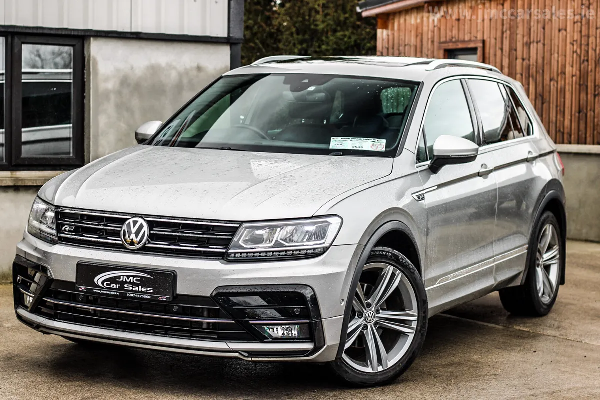 2018 VOLKSWAGEN TIGUAN R-LINE - Image 1