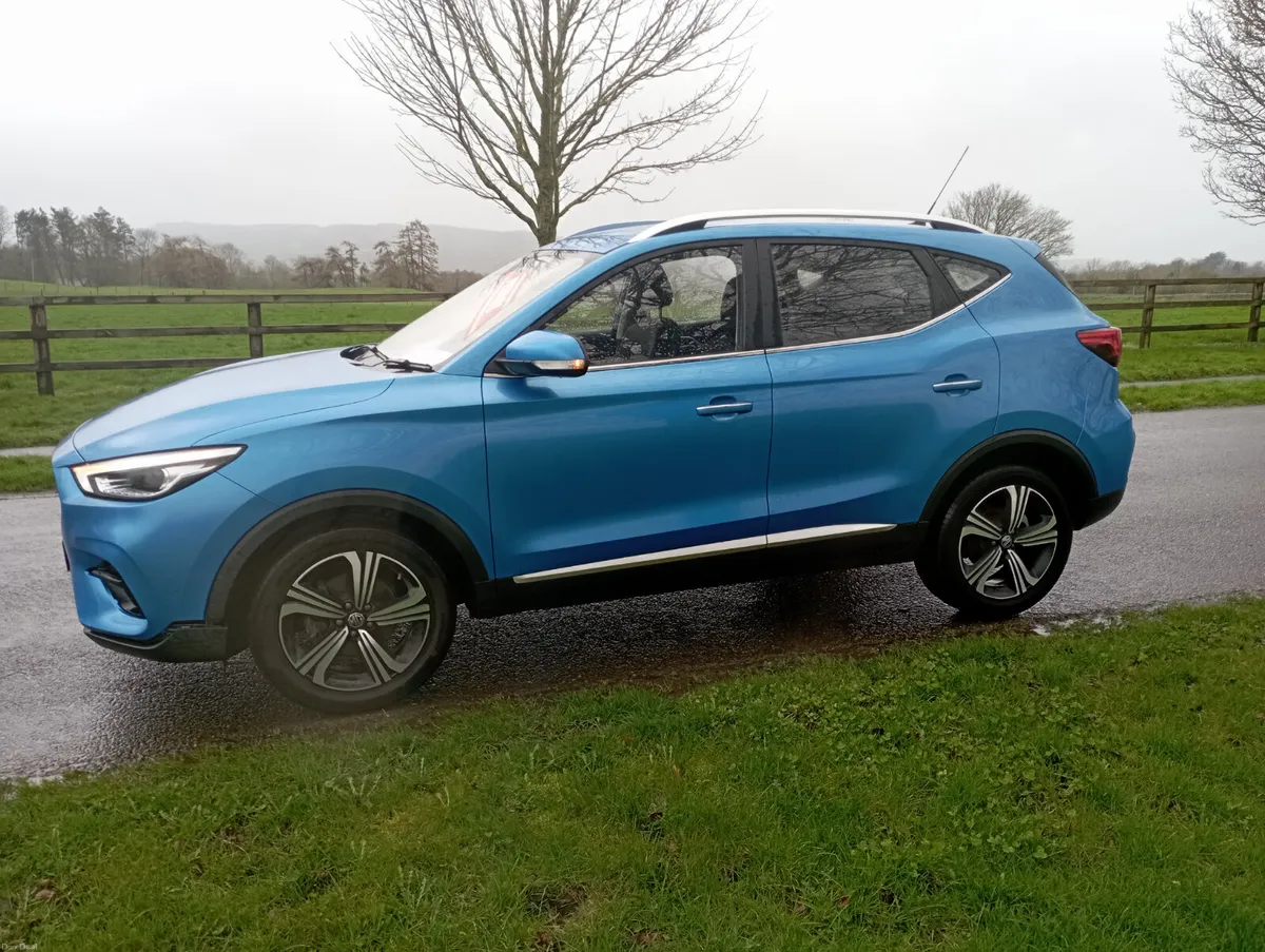 MG-1.5 Petrol - Image 2