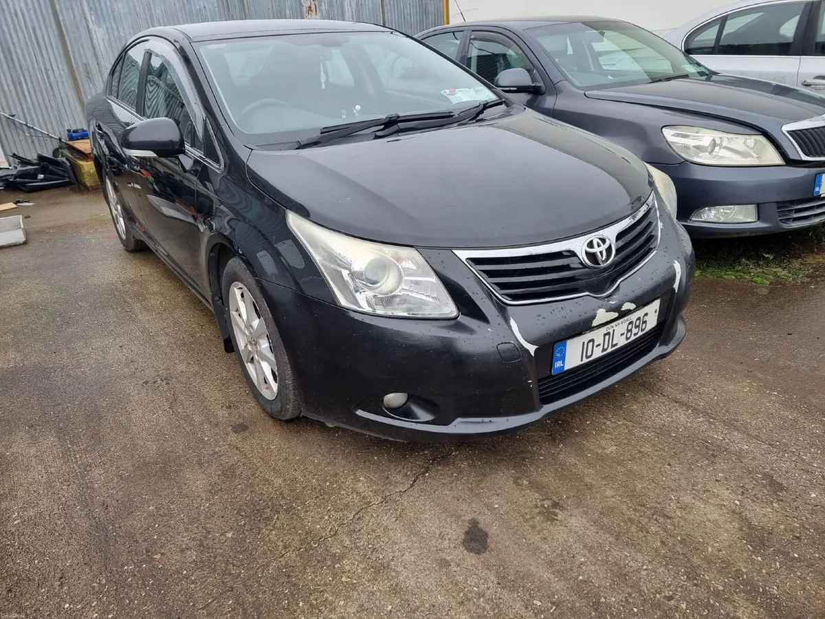 Toyota Avensis 2010 - Image 1