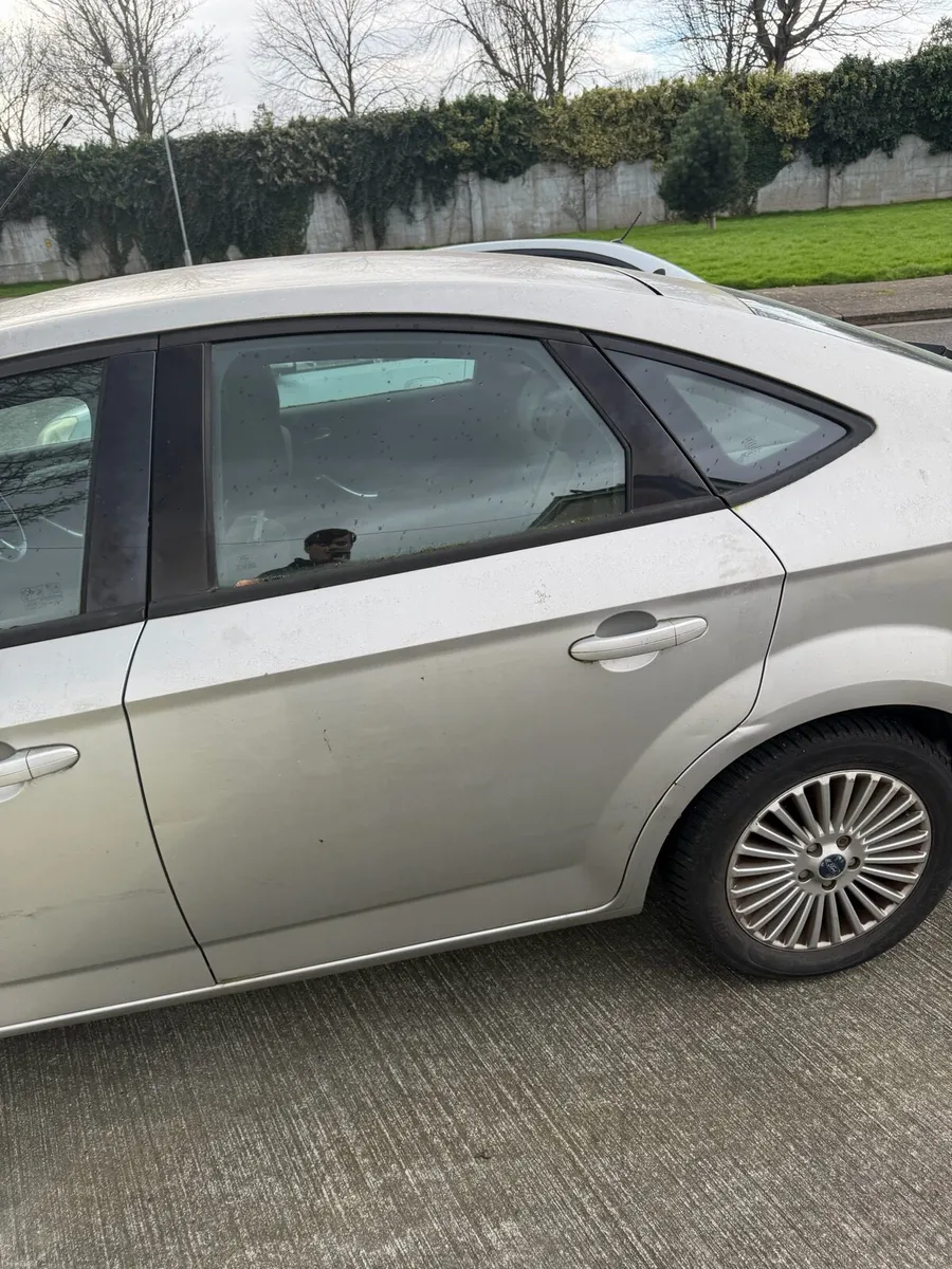 Ford mondeo - Image 3