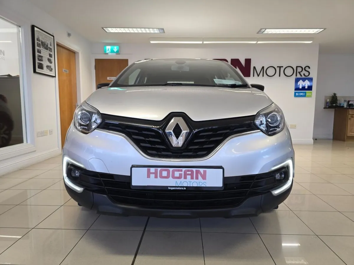 Renault Captur 1.0 5DR H/B - Image 2
