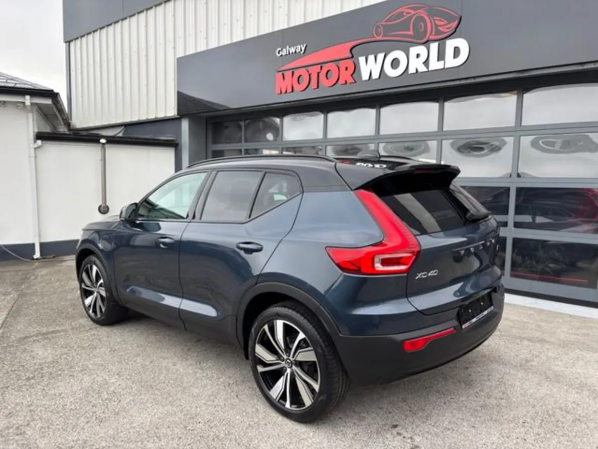 Volvo XC40 RECHARGE T5 R-DESIGN PRO - Image 2
