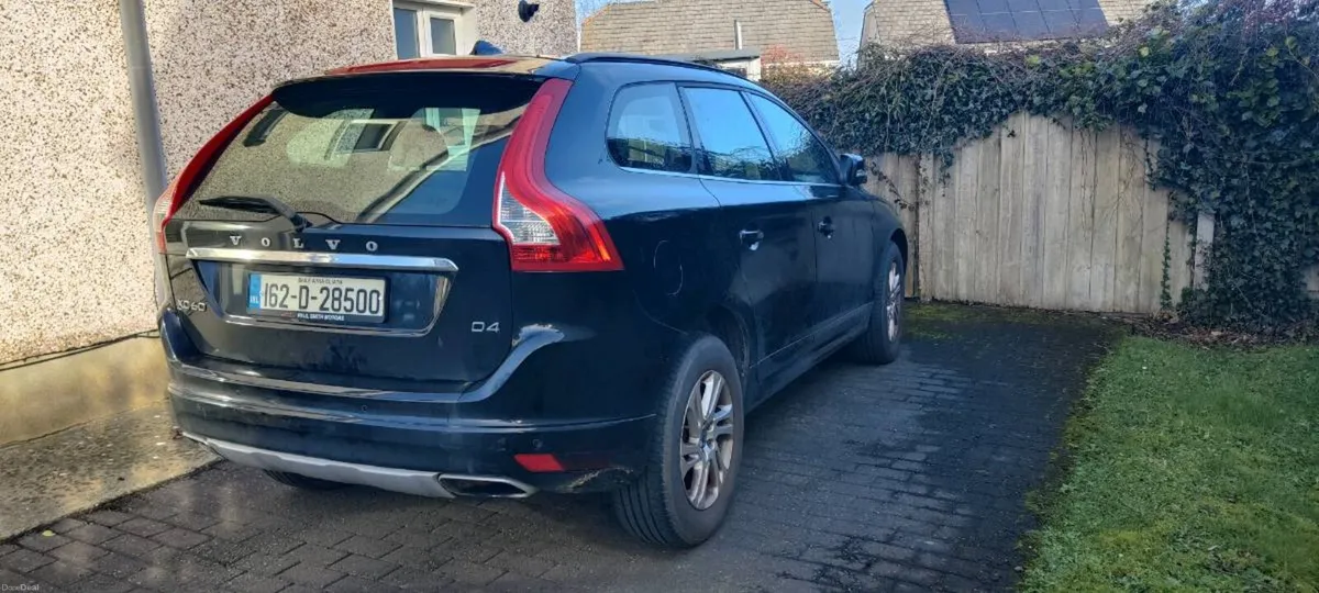 Volvo XC60 - Image 2