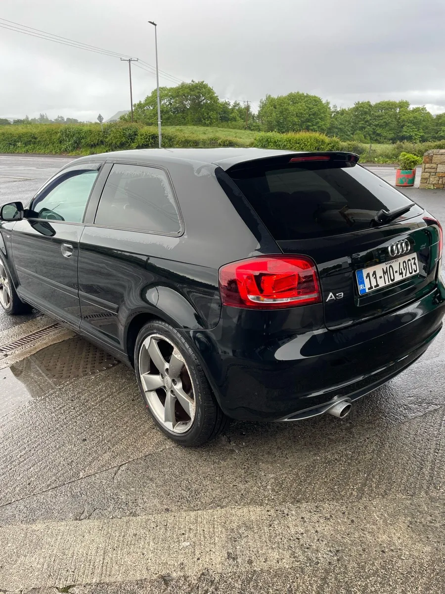 Audi A3 S-Line Black Edition 2.0 - Image 2