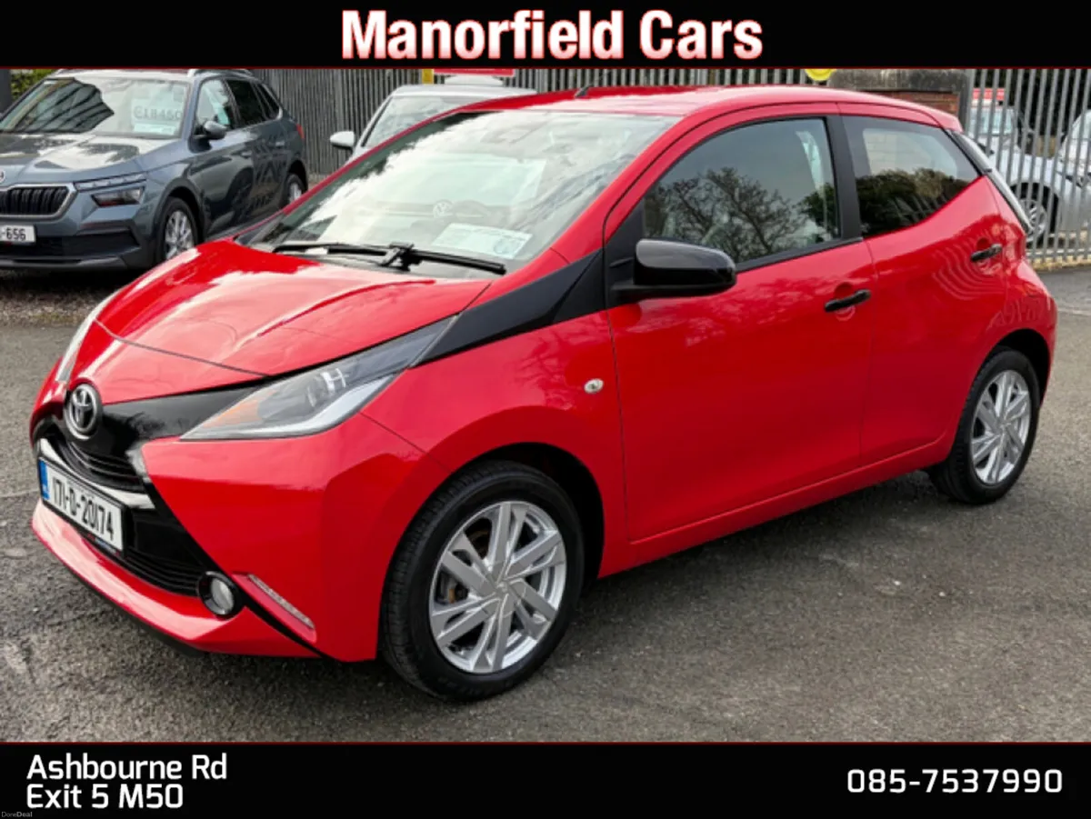 2017 Toyota Aygo X Play + 1.0 Petrol 4DR *43555KM* - Image 4