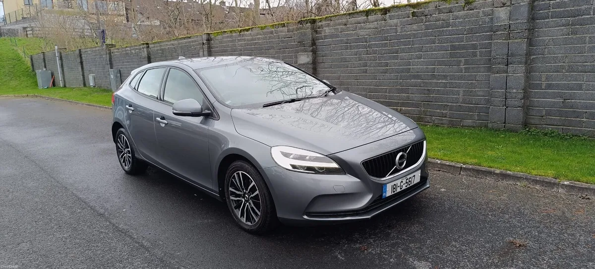 Volvo V40 2018 2.0 Diesel for sale - Image 2