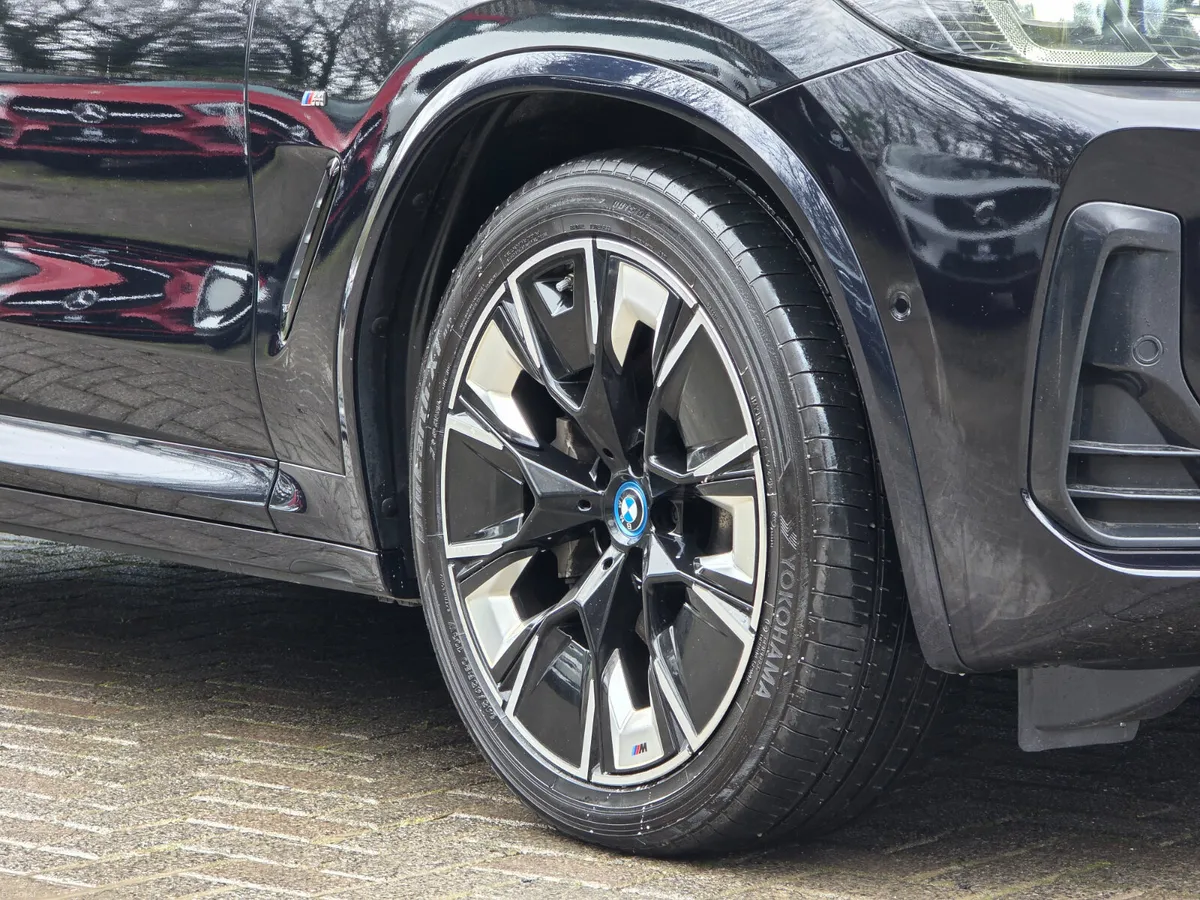 2023 BMW IX3 M-SPORT PRO. - Image 4