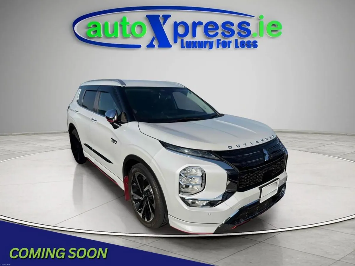Mitsubishi Outlander PHEV G, Ultra Low mileage, Au - Image 1