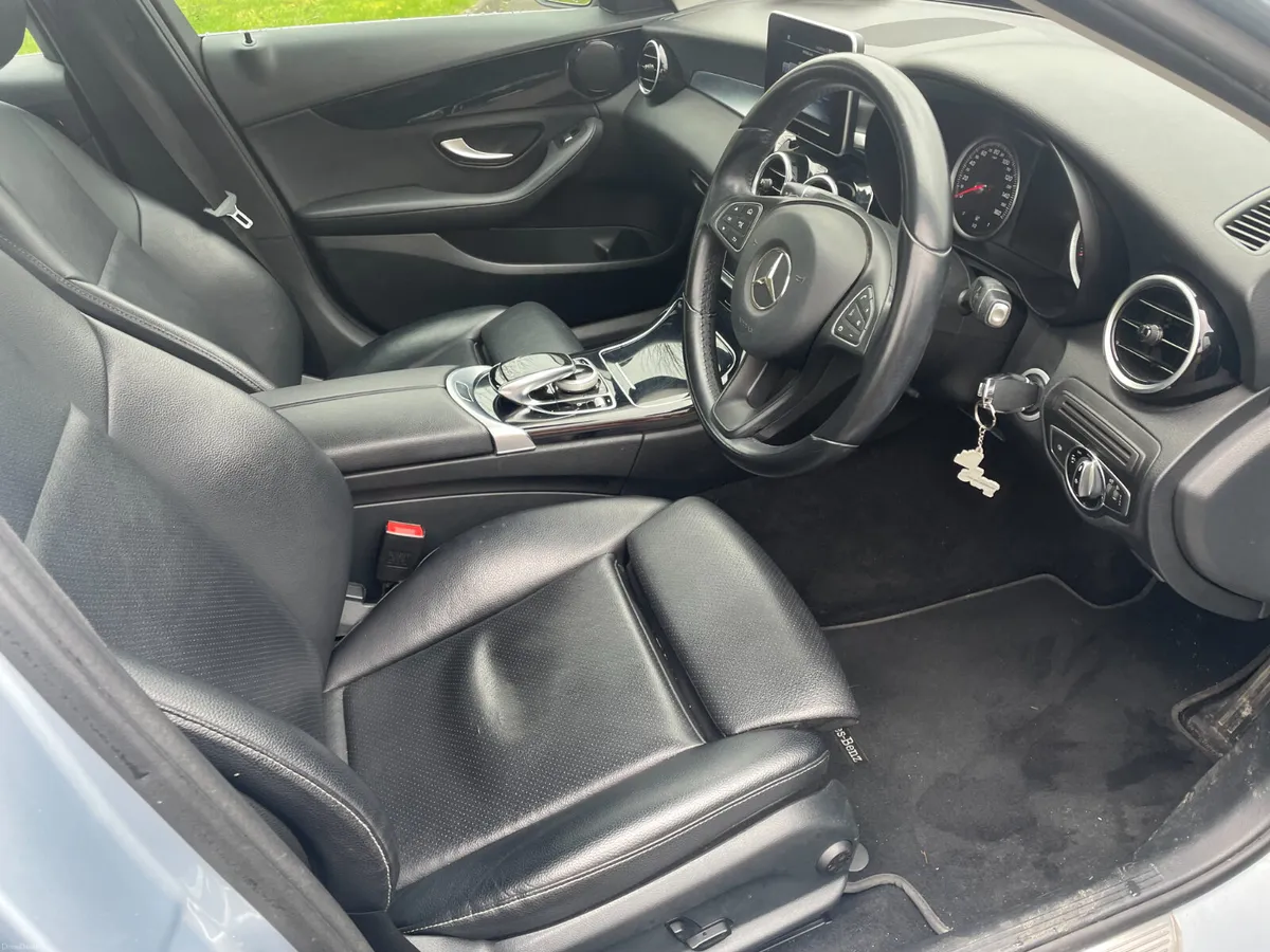 Mercedes-Benz C-Class 2016 - Image 4