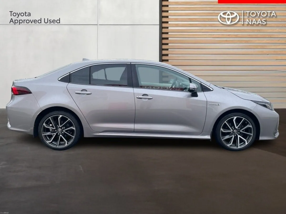 Toyota Corolla COROLLA HYBRID SOL SALOON - Image 3