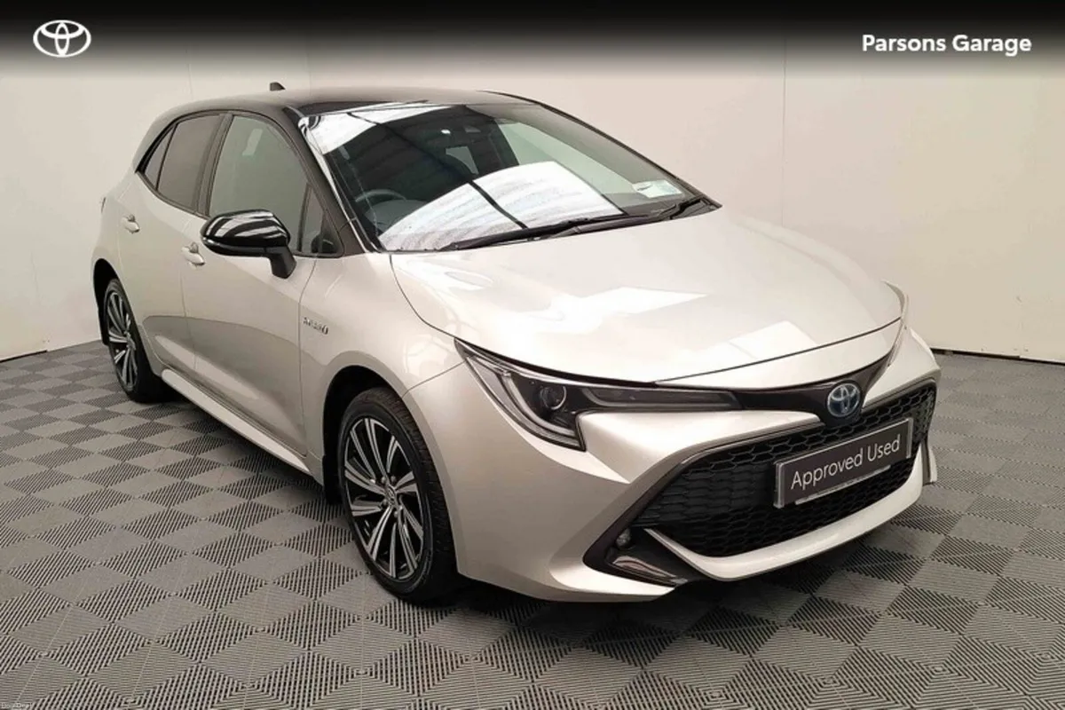 Toyota Corolla COROLLA HYBRID L/SPORT HB - Image 1