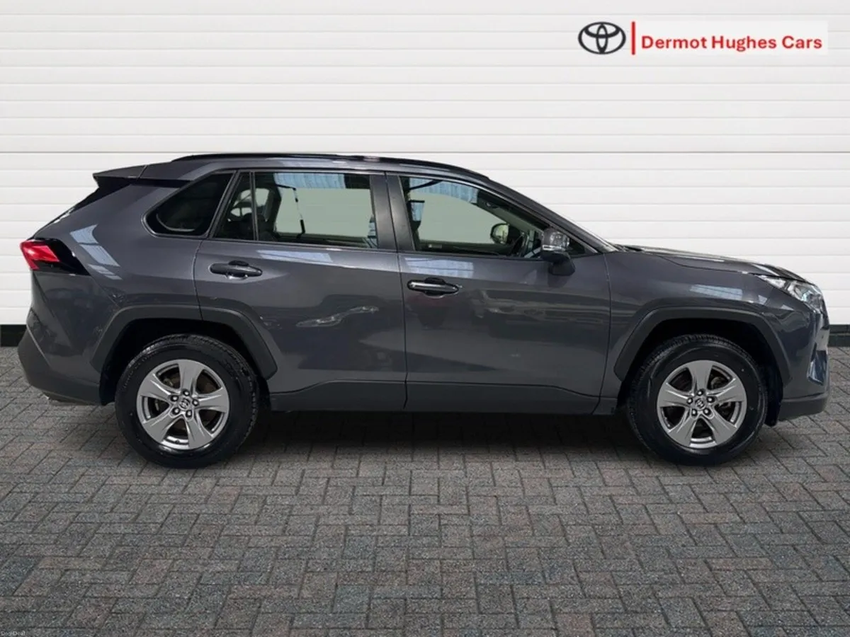 Toyota RAV4 HYBRID LUNA AUTO - Image 3