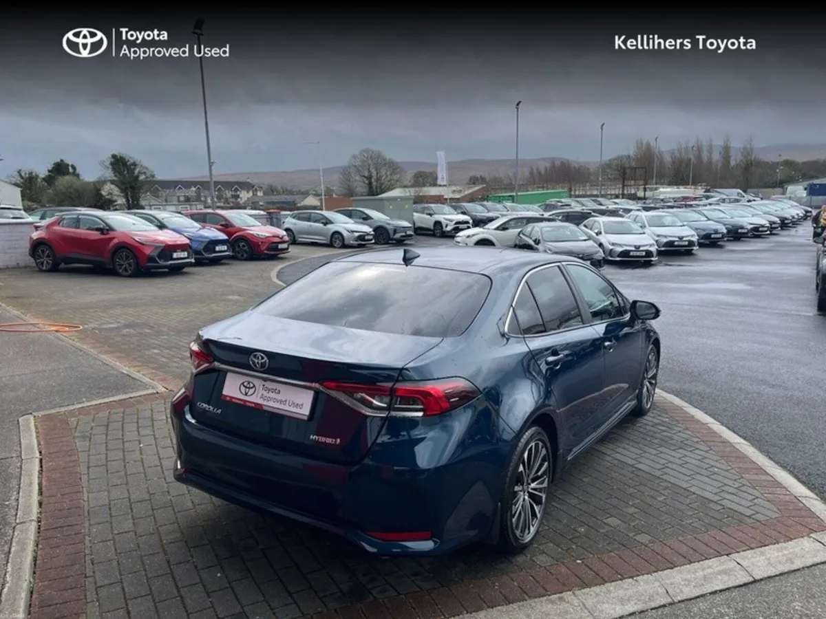 Toyota Corolla HYBRID ELECTRIC LUNA SPORT - Image 2