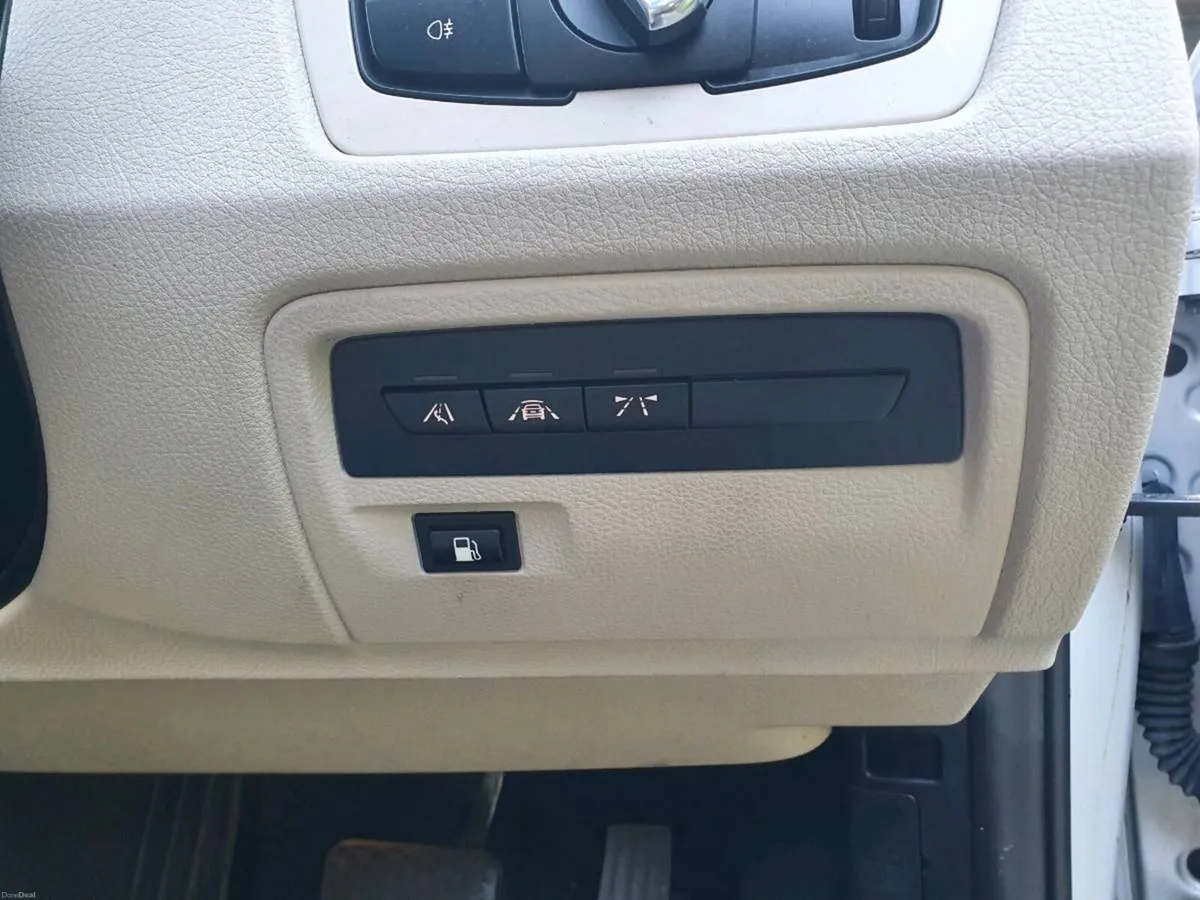 BMW 330e HIGH SPEC MSPORT - Image 4