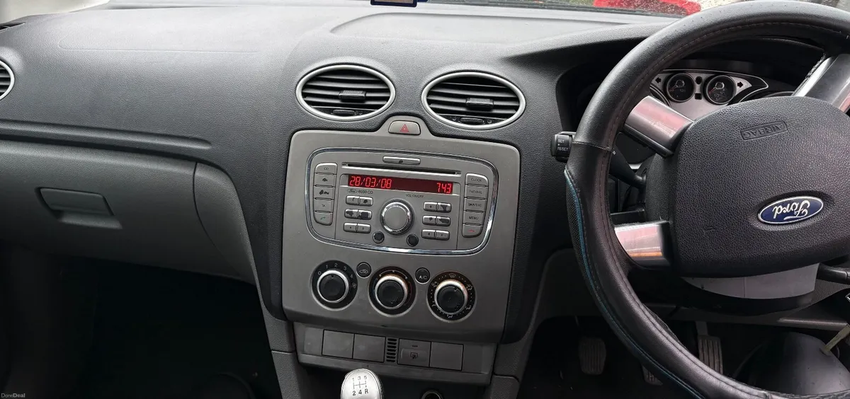 Ford Focus 2008 - Image 2
