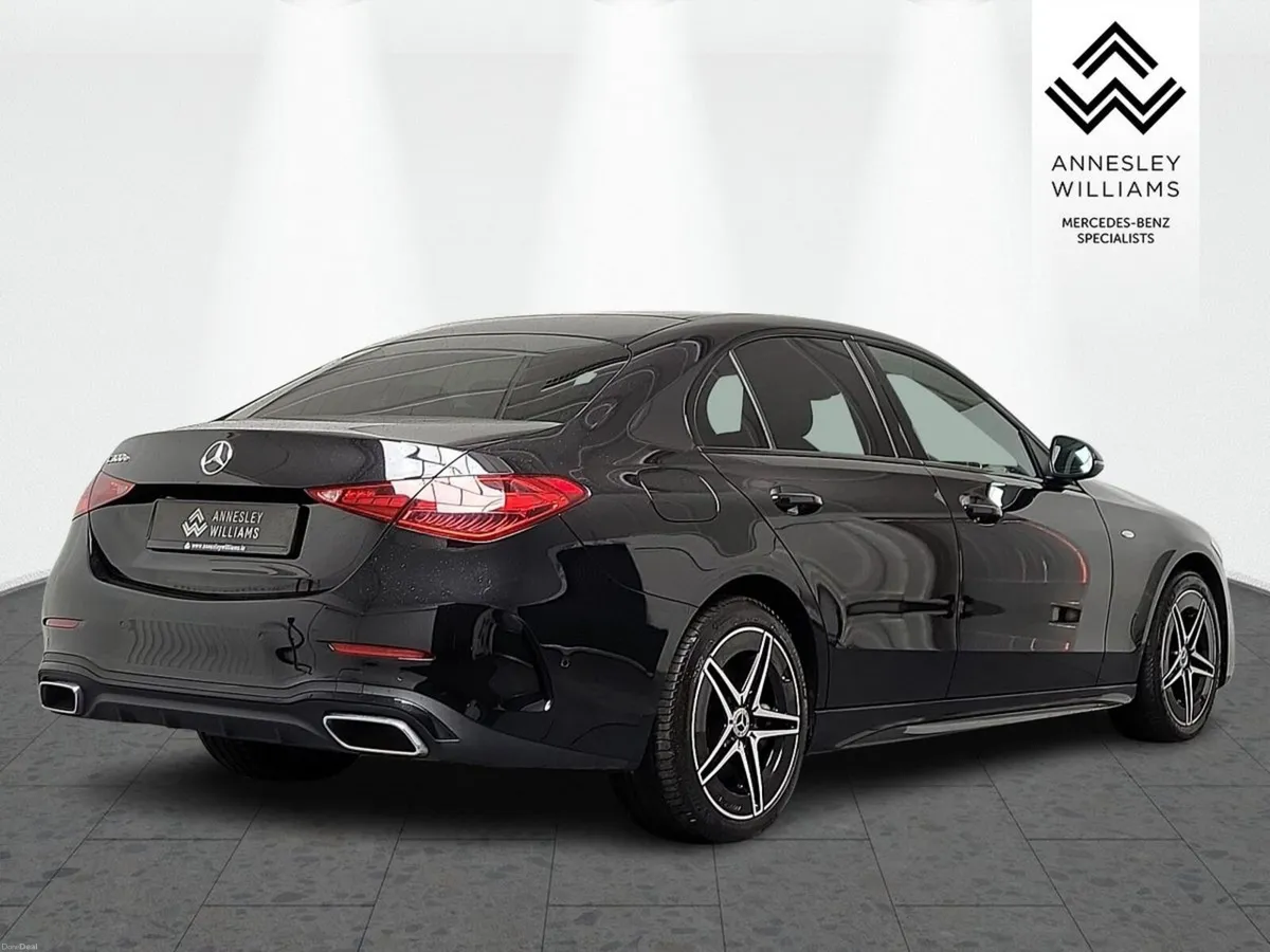 Mercedes-Benz C-Class C300e Urban Edition - Image 6