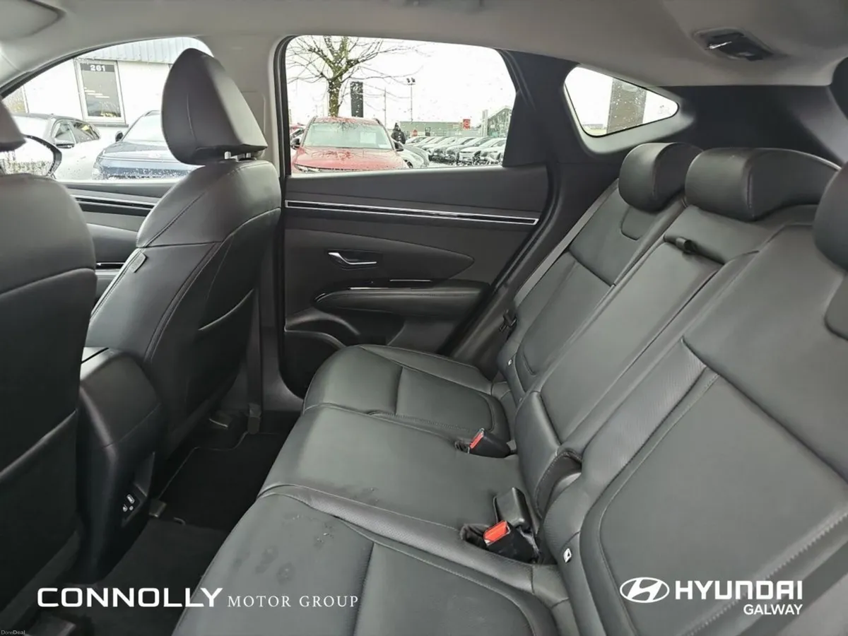 Hyundai Tucson 2WD Executive - Leather - Heated Se - Image 6