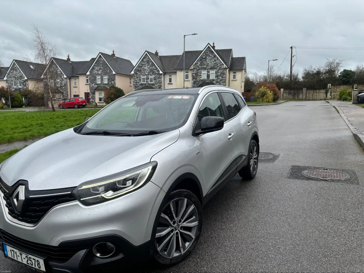 2017 Renault Kadjar 1.5 DCI 110 bhp high spec - Image 2