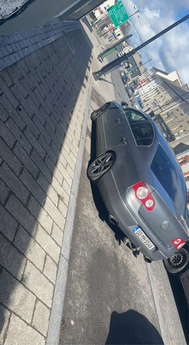 Volkswagen Passat 2008 - Image 4