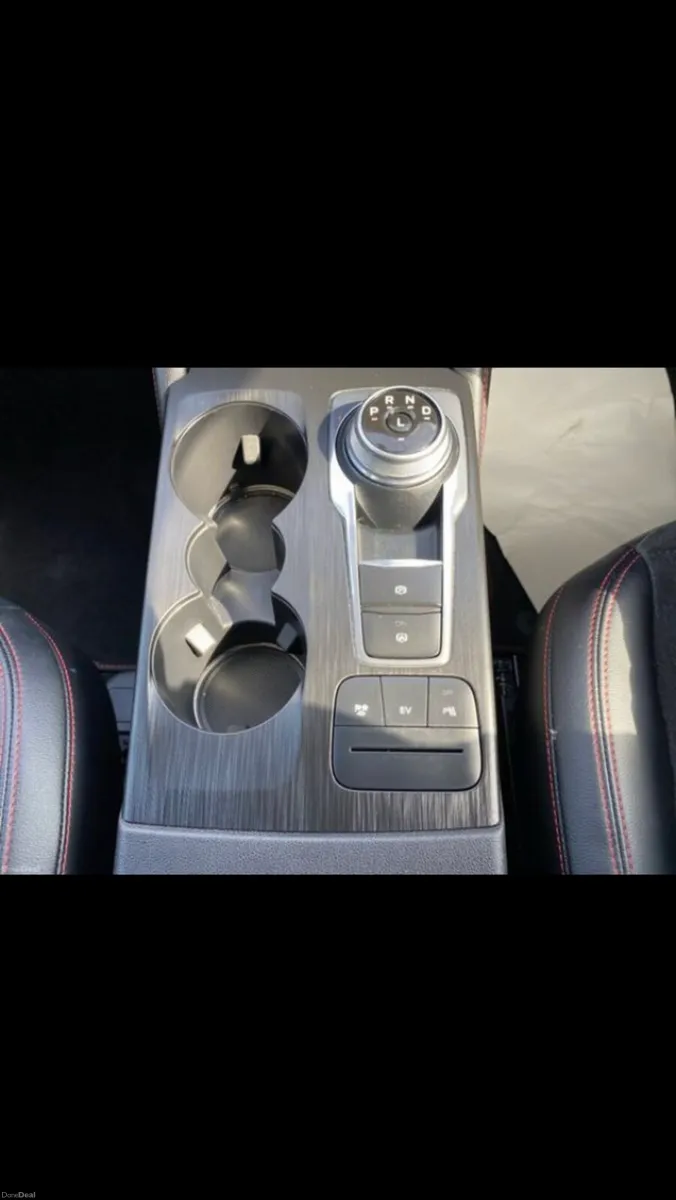 Ford Kuga - Image 3