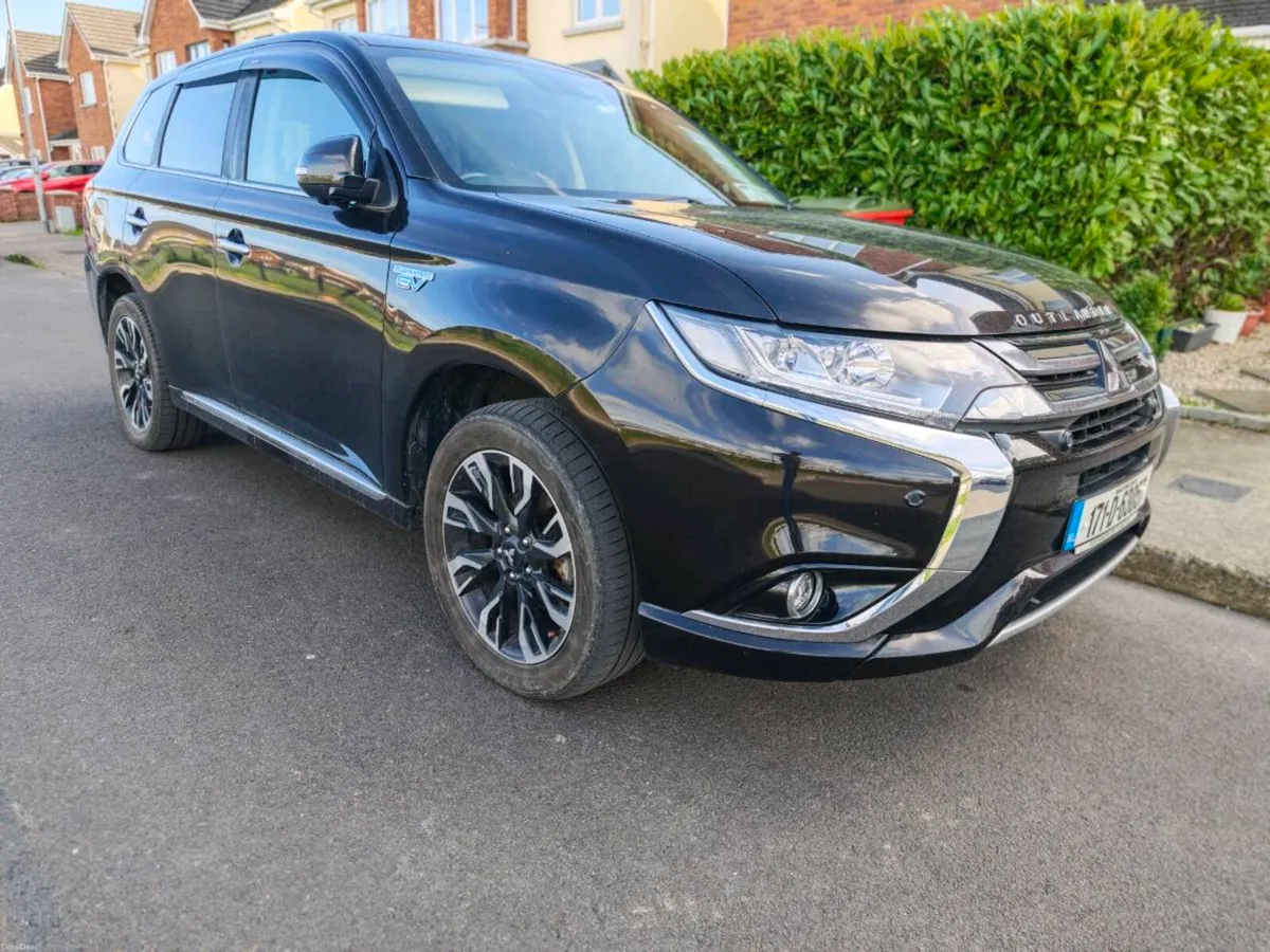 Mitsubishi Outlander PHEV - Image 4
