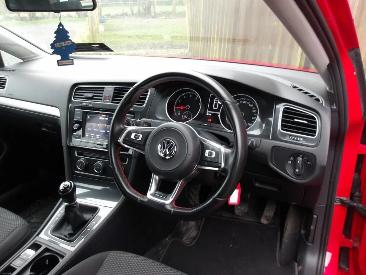 Volkswagen Golf T.L WITH SPORTS PACK 1.0 TSI 85BHP - Image 2