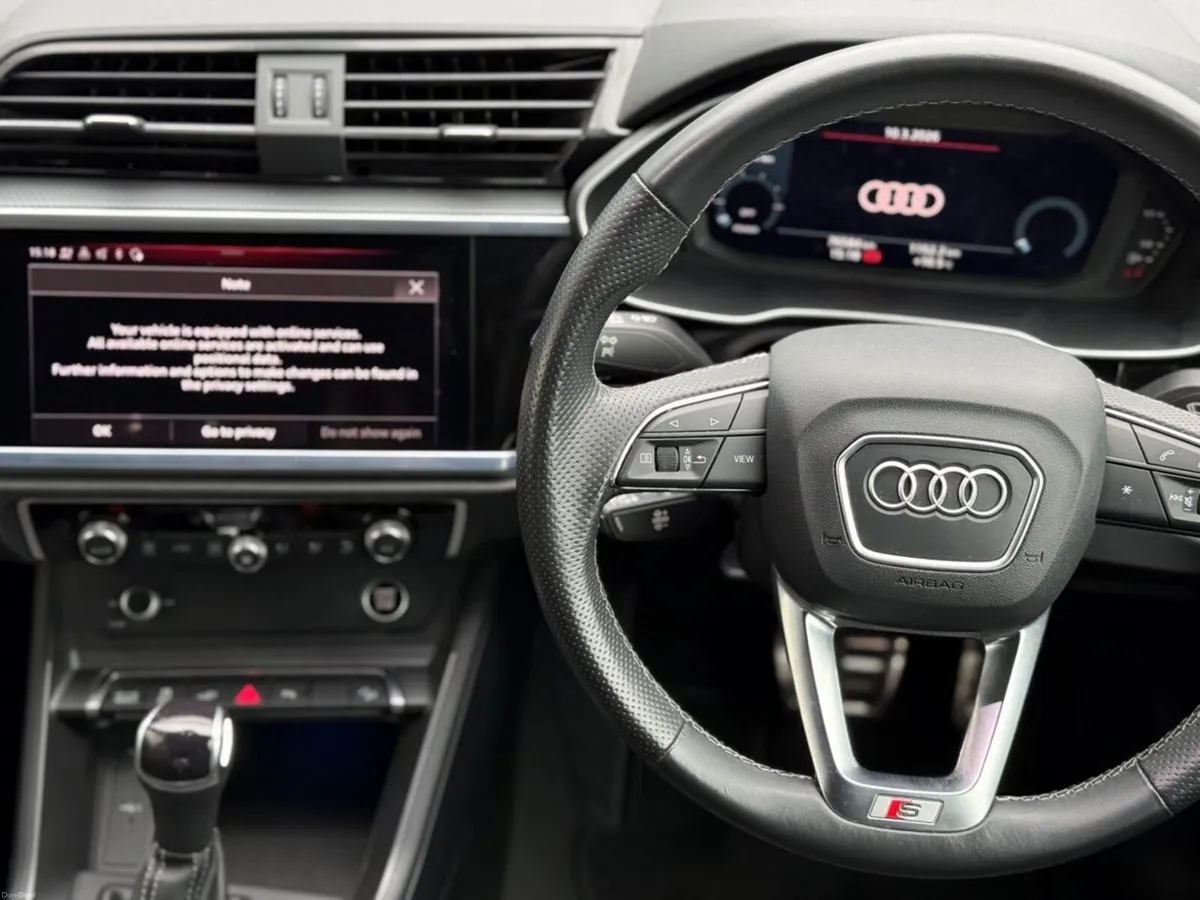 Audi Q3 45 TFSI E S Tronic S line - Image 4