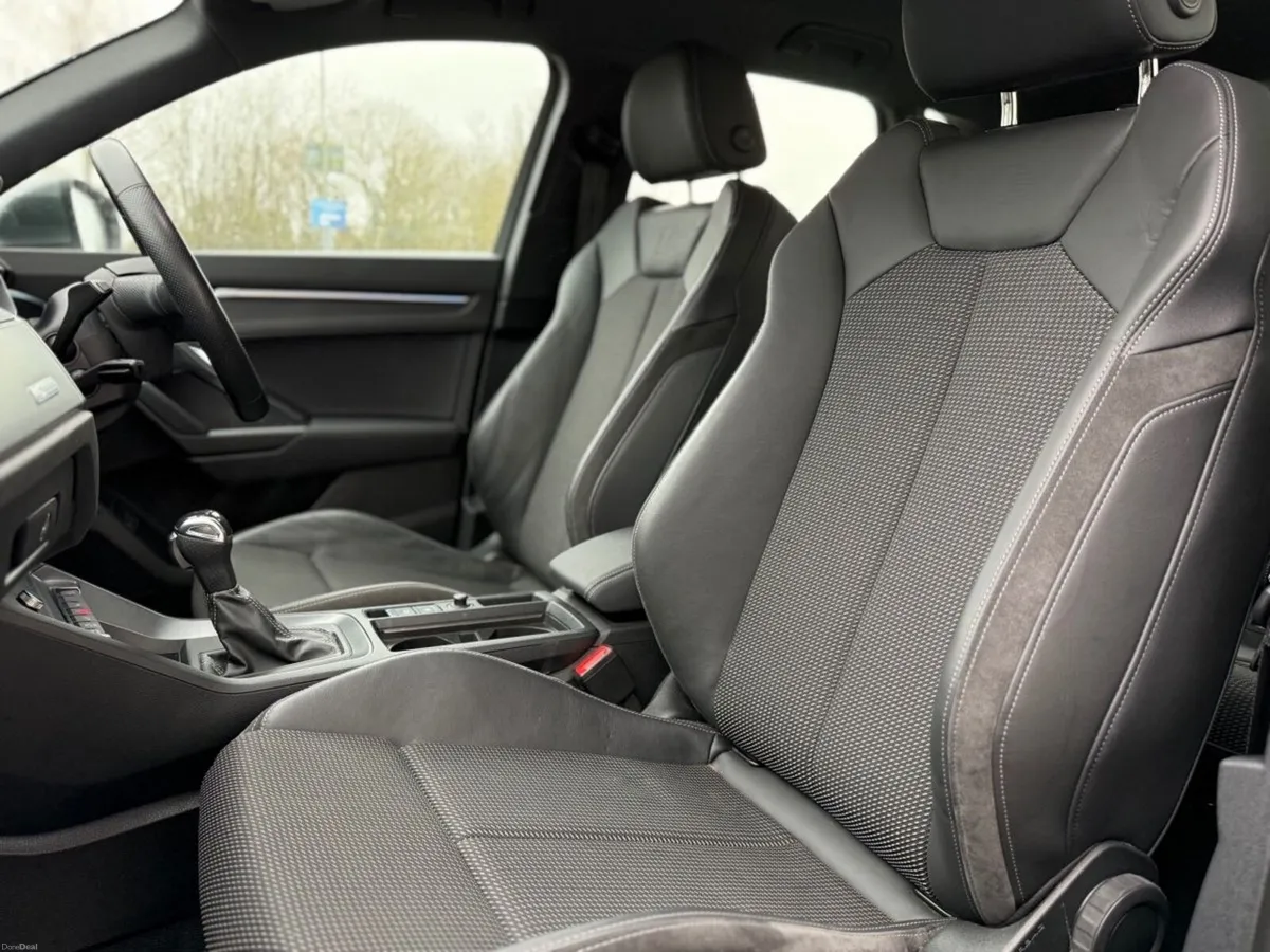 Audi Q3 45 TFSI E S Tronic S line - Image 6