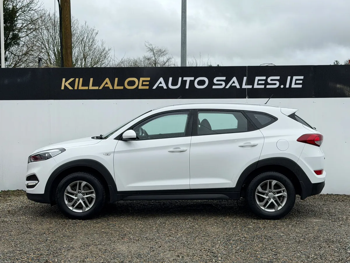 2016 Hyundai Tucson 1.7D Comfort - Image 4