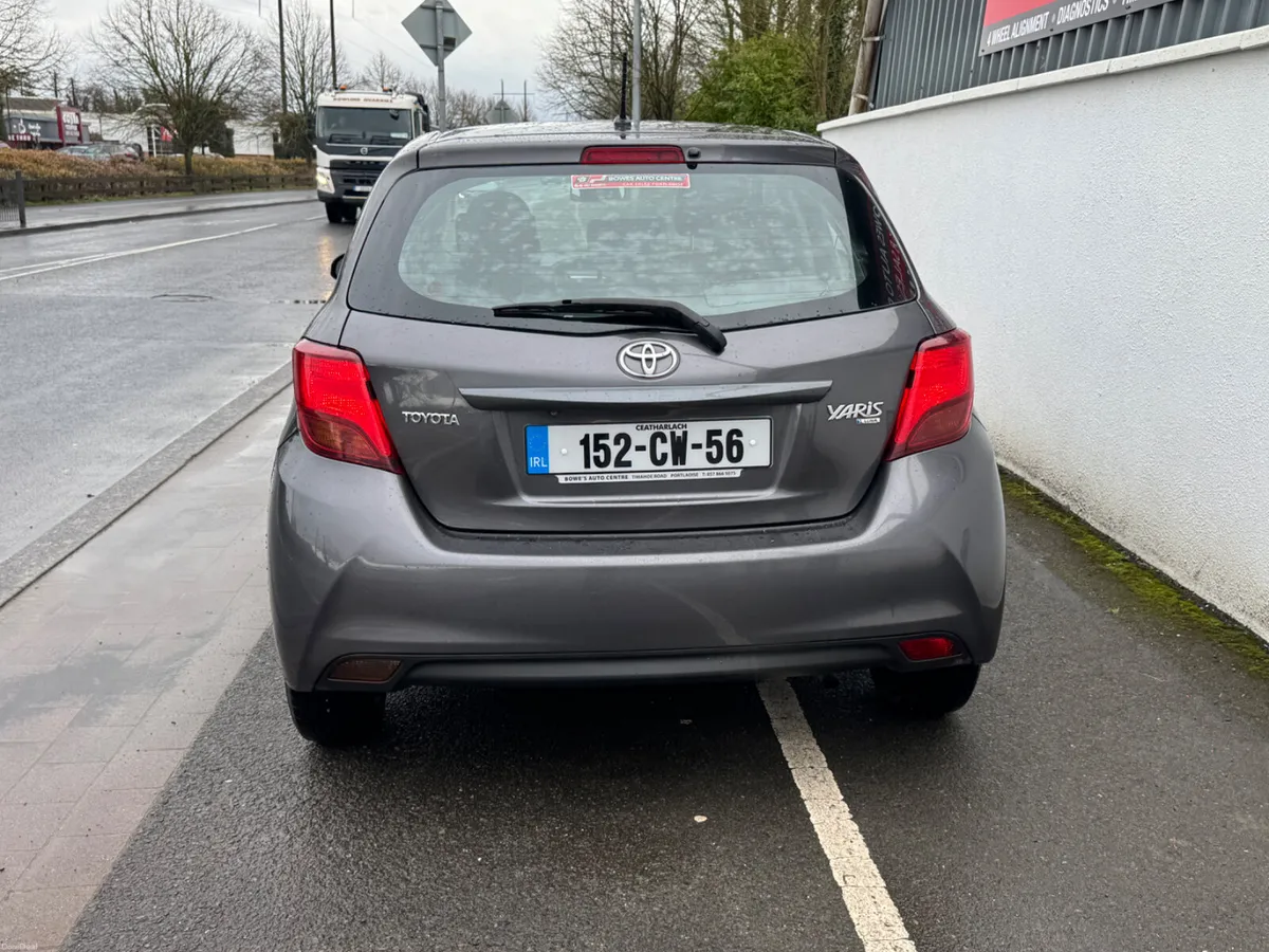 Toyota Yaris 2015 - Image 4