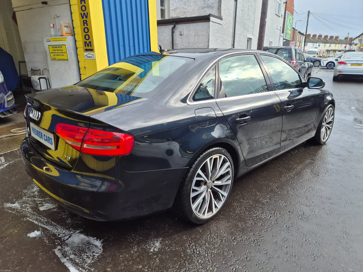 Audi A4 2012 - Image 2