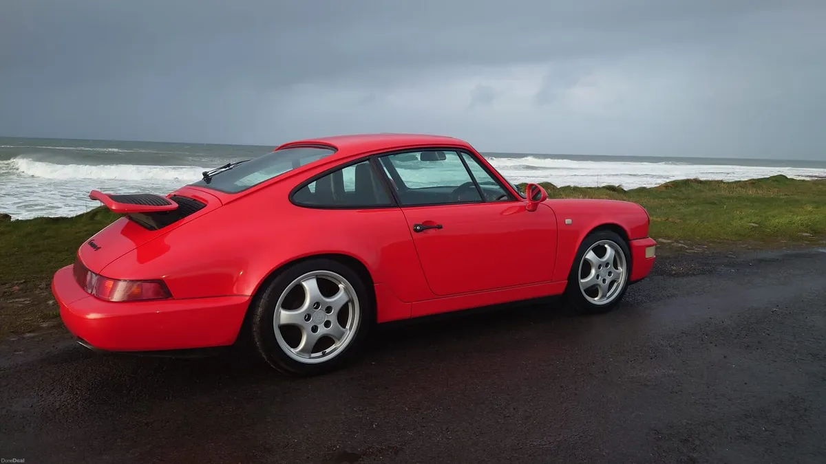 Porsche 911 - Image 2