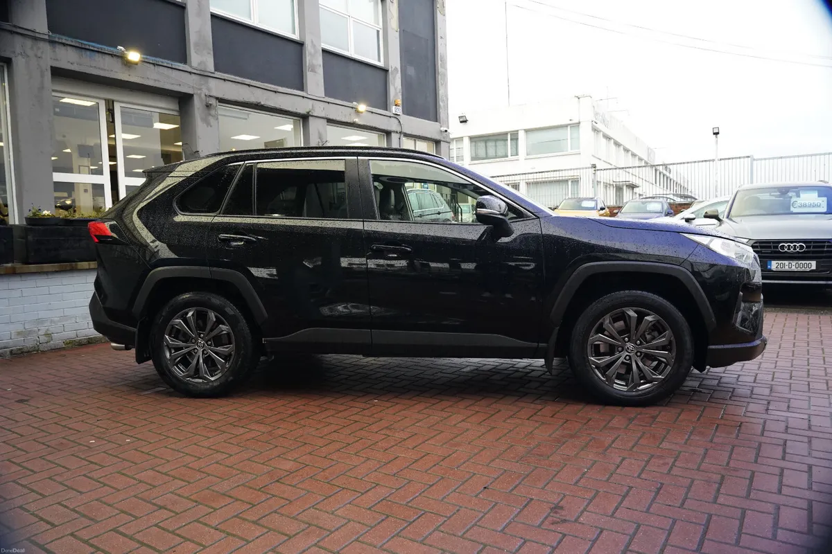 TOYOTA RAV4 HYBRID SOL 5DR ESTATE AUTOMATIC - Image 3