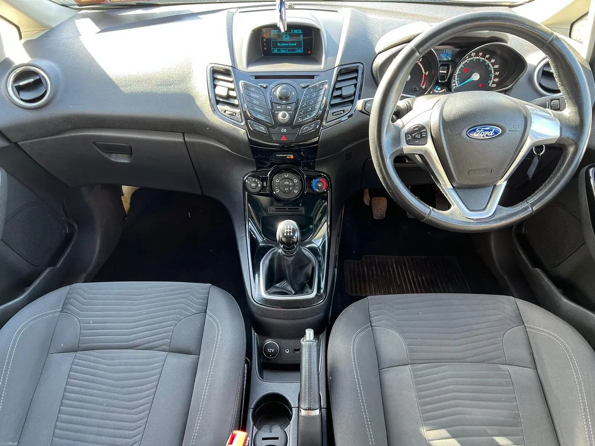 132 Fiesta, 1.5 liter manual - Image 4