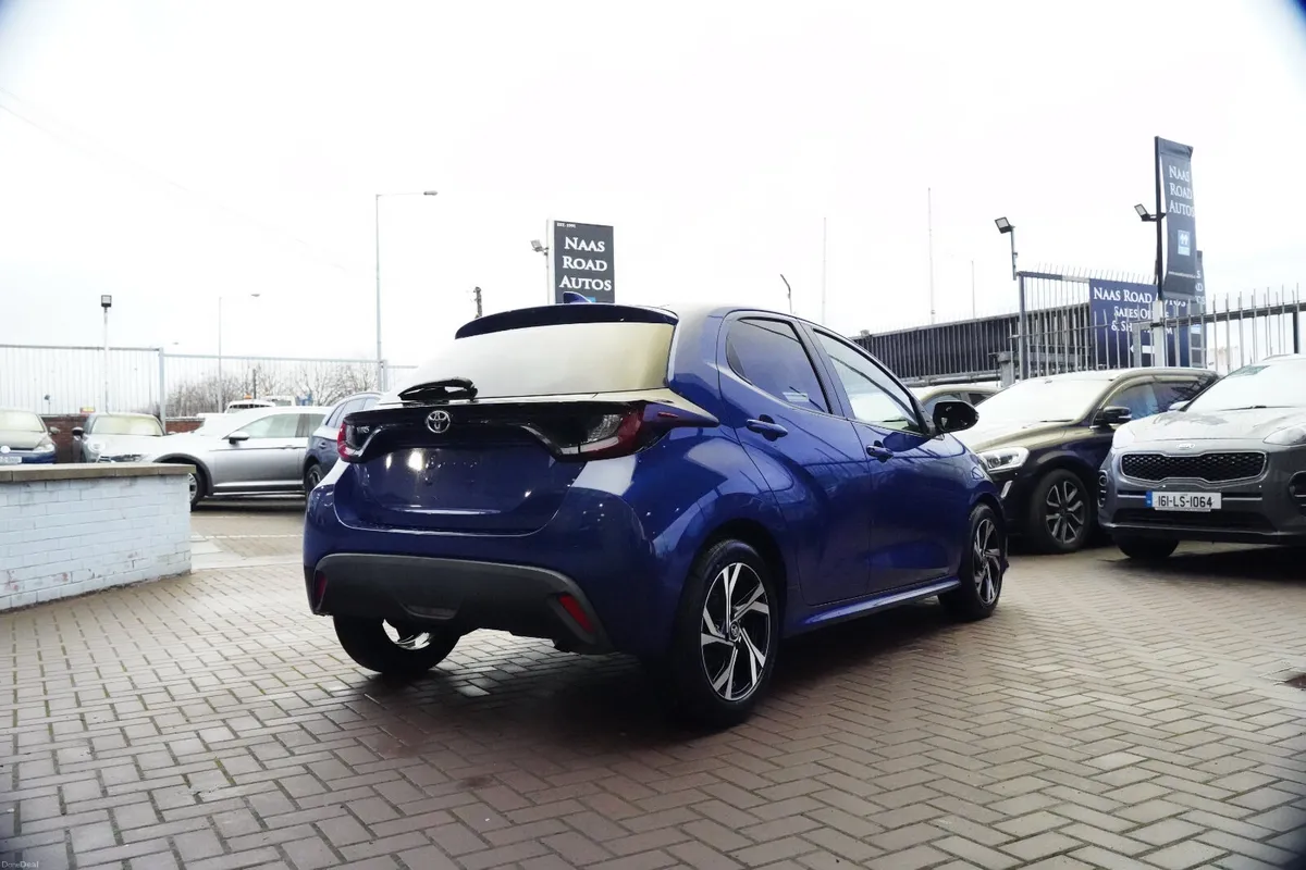 2020 TOYOTA YARIS - Image 4