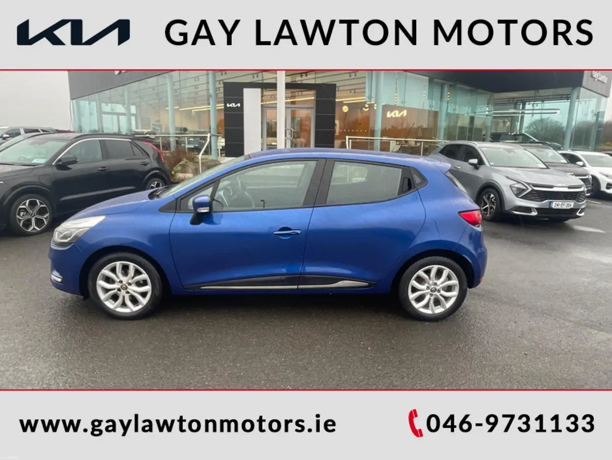 Renault Clio IV DYNAMIQUE NAV 1.2 PETR 4DR - Image 1
