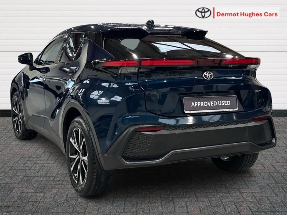Toyota C-HR HYBRID SPORT AUTO - Image 2