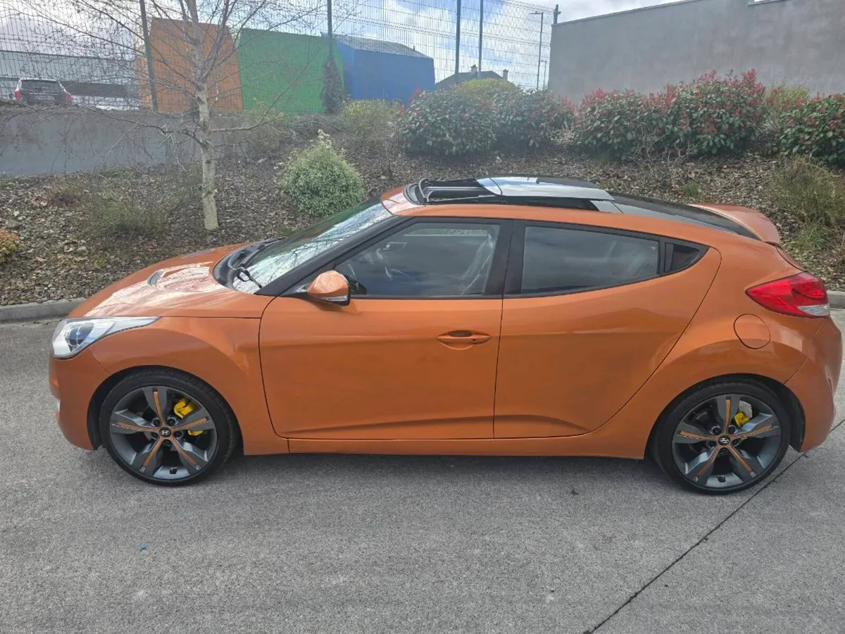 Hyundai Veloster 1.6 New Nct:03/27 low mil - Image 2