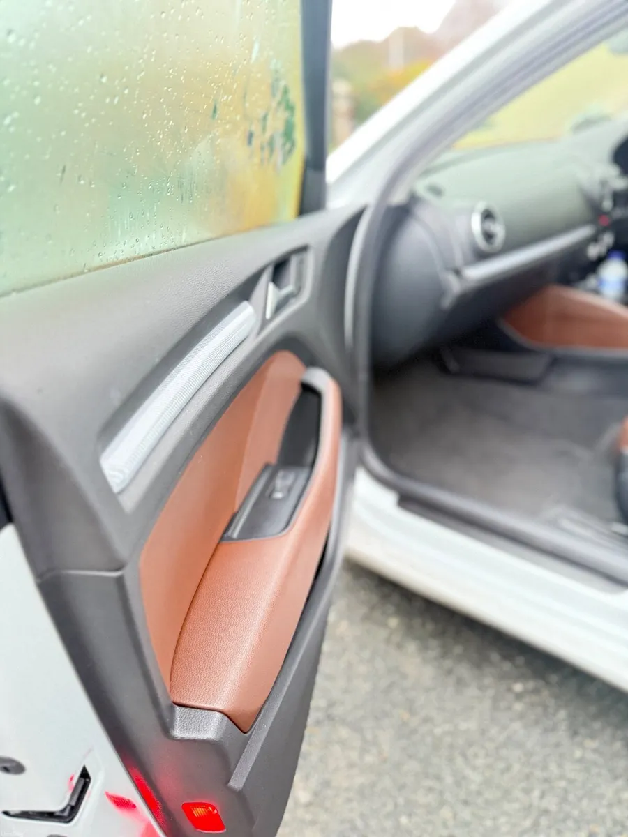 Audi A3 2015 - Image 3