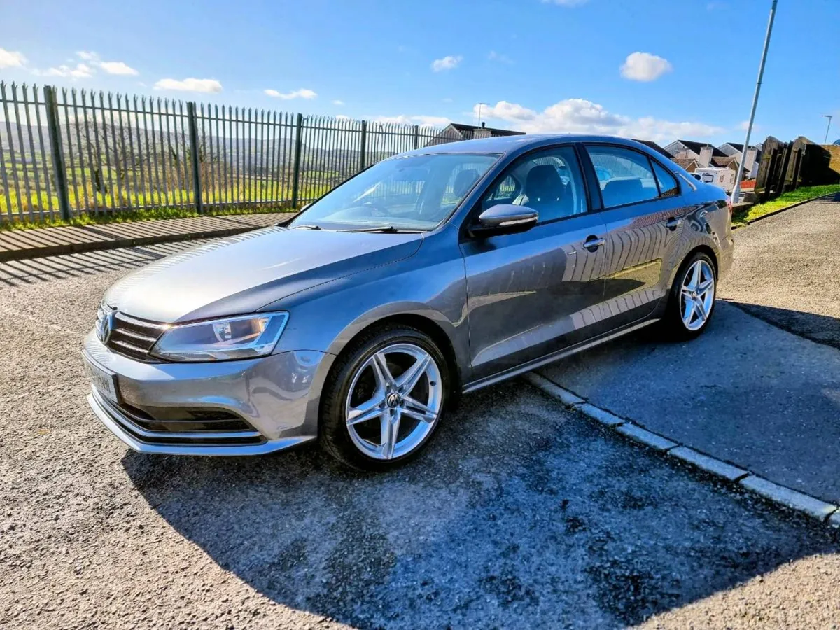 2015 VW JETTA 2.0 TDI 110BHP - Image 3