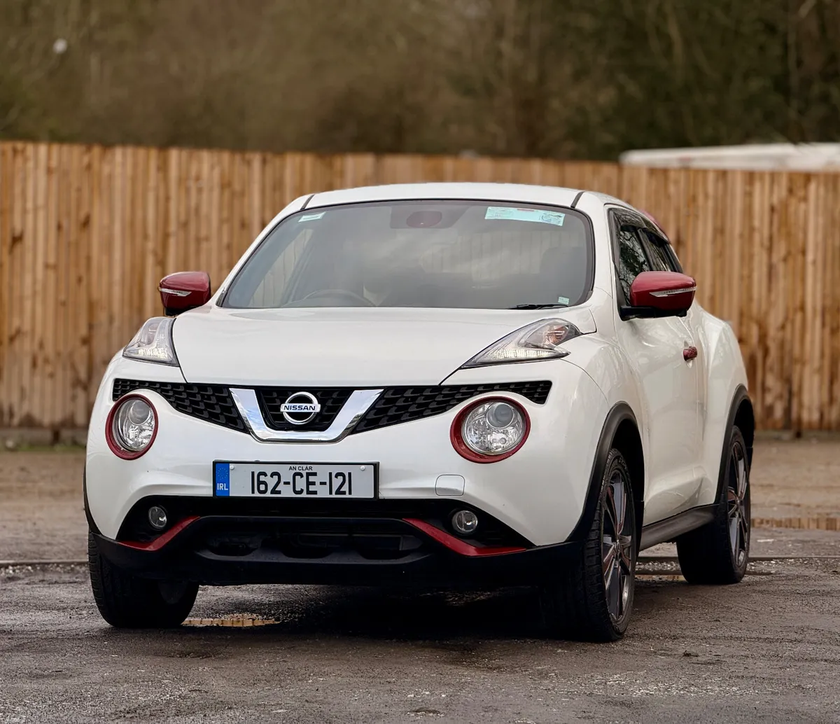 Nissan Juke 2016 Huge Spec. Automatic 1.6 Petrol - Image 3