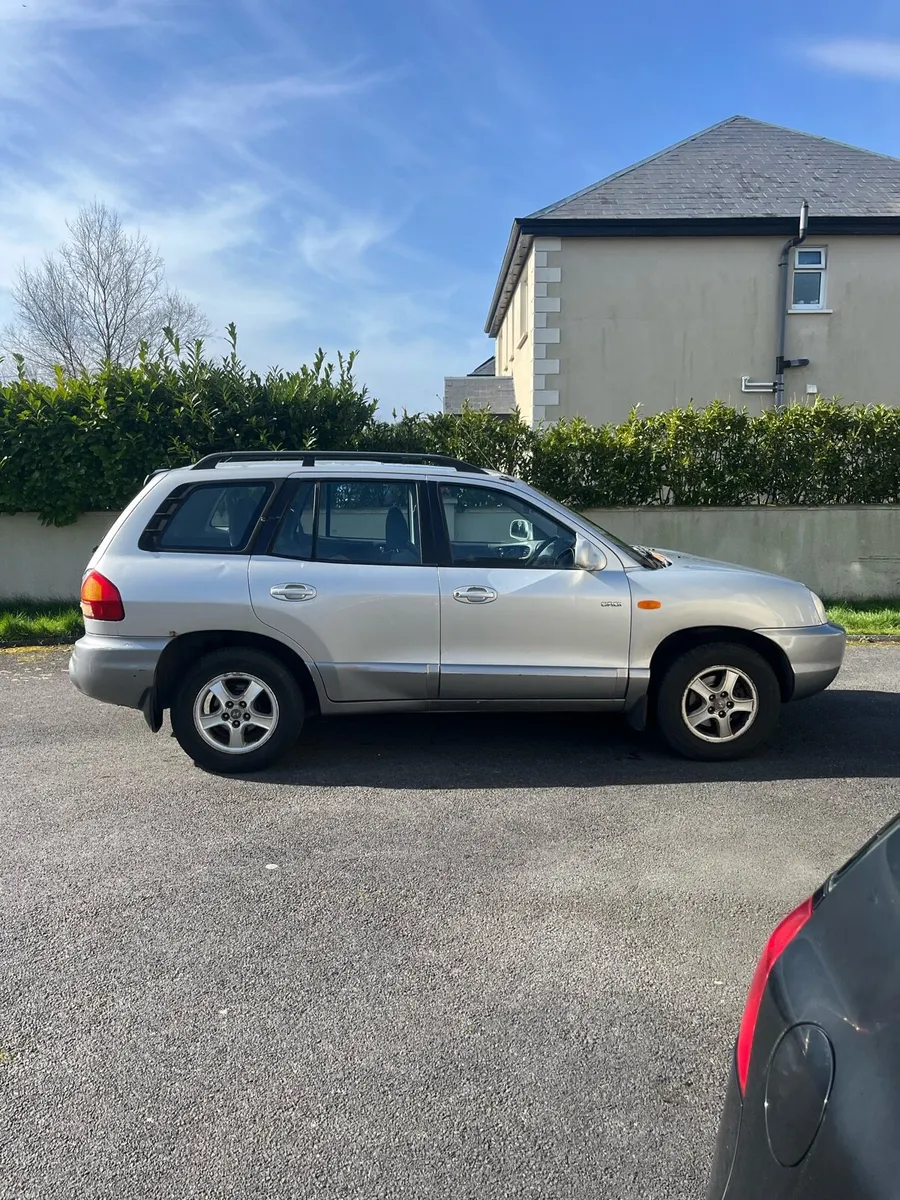 Hyundai Santa Fe - Image 4