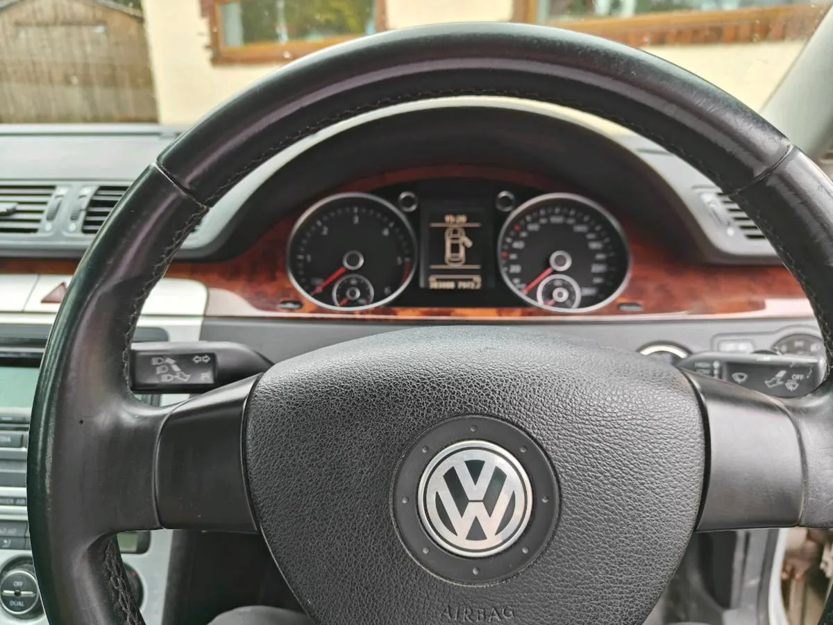 Volkswagen Passat 2009 New NCT - Image 4