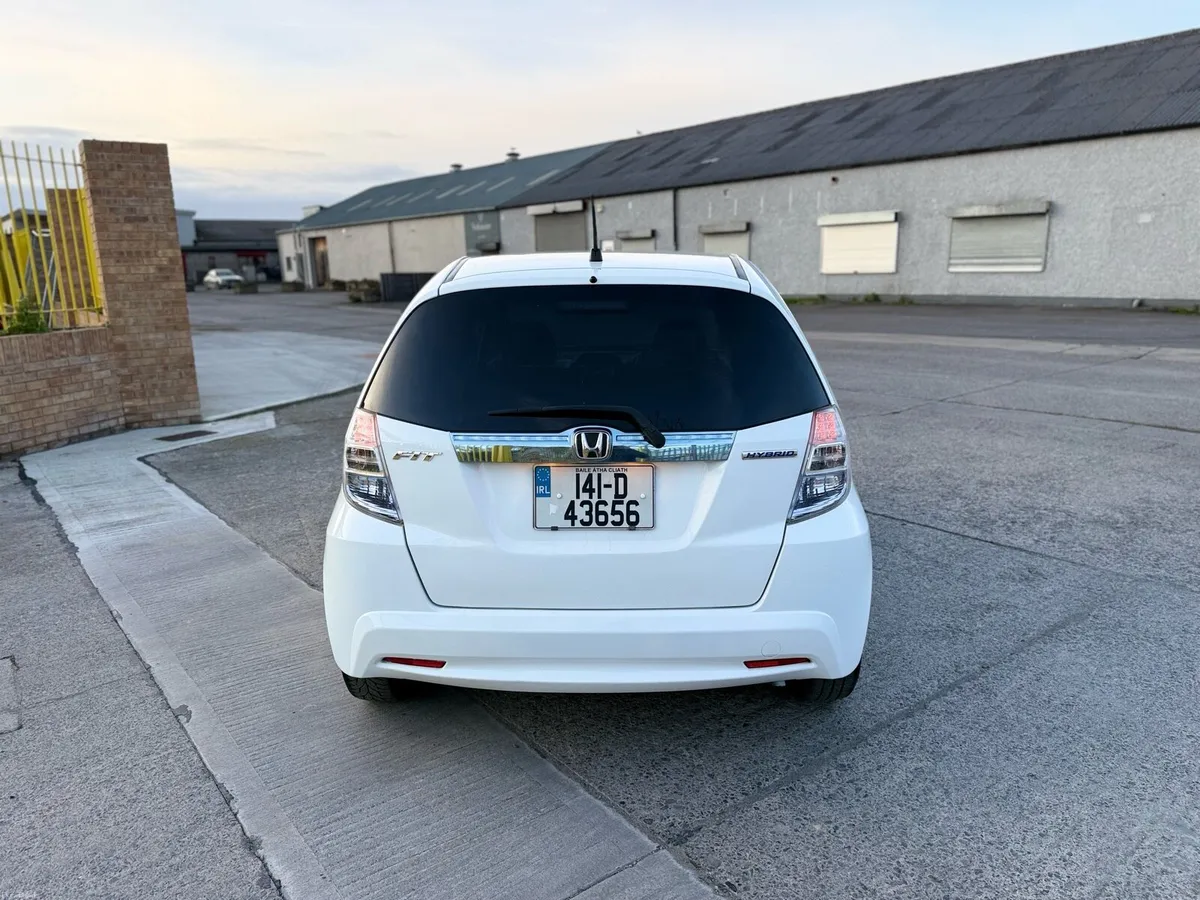 2014 Honda Fit Auto 1.3 Hybrid New NCT 07-2026 - Image 4