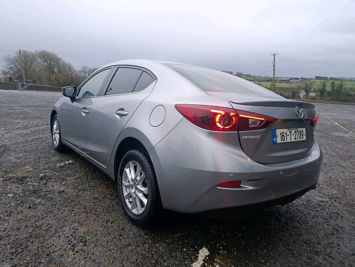 Mazda 3 - Image 4