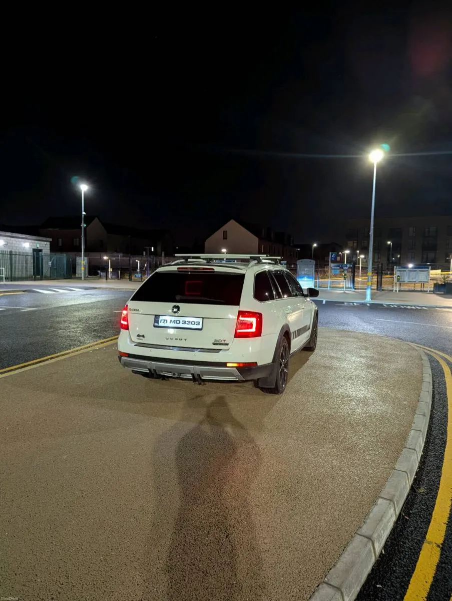 Skoda Octavia Scout 2.0 TDI 4x4 Rare Spec - Image 3