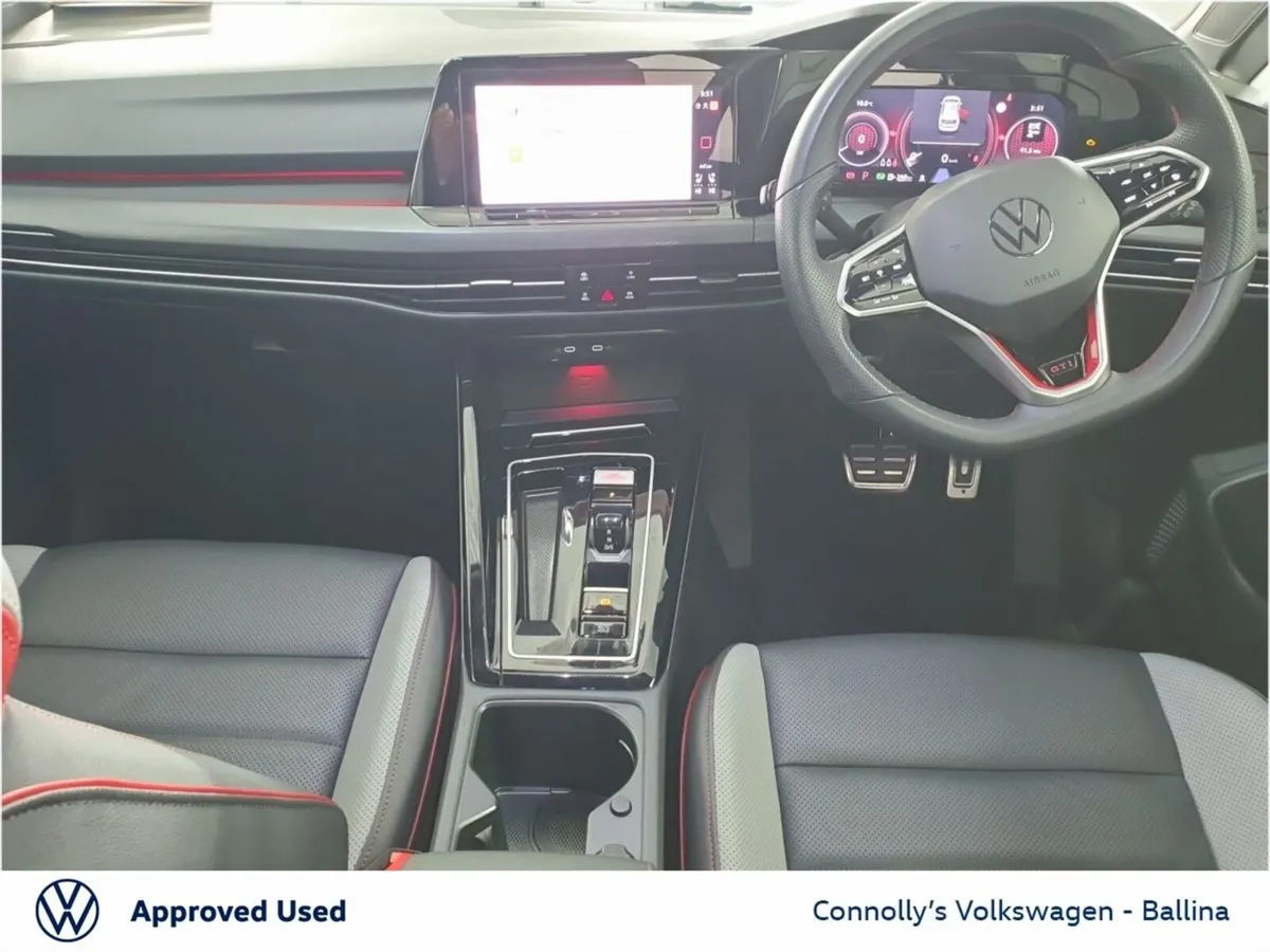Volkswagen Golf 2.0 TSI 300HP GTI CLUBSPORT DSG UP - Image 3