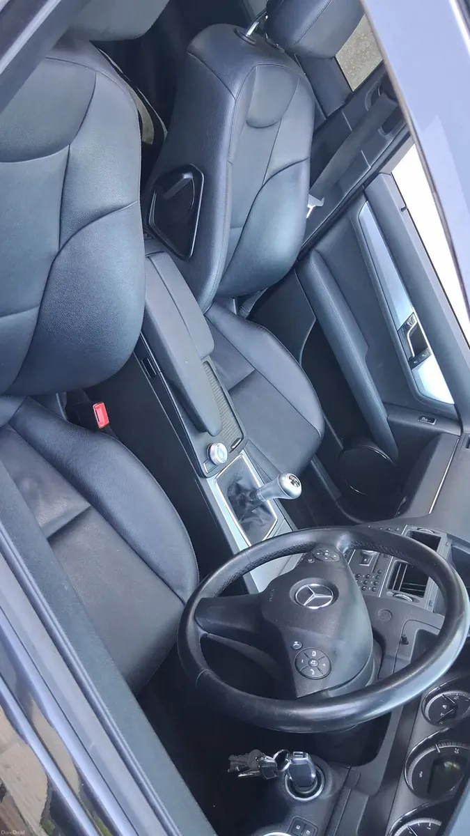 2011 mercedes c200 sport - Image 4