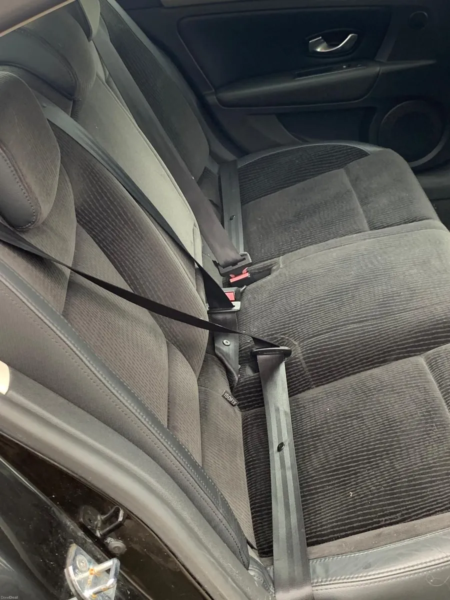 Renault Laguna 2008 Black VGC - Image 3