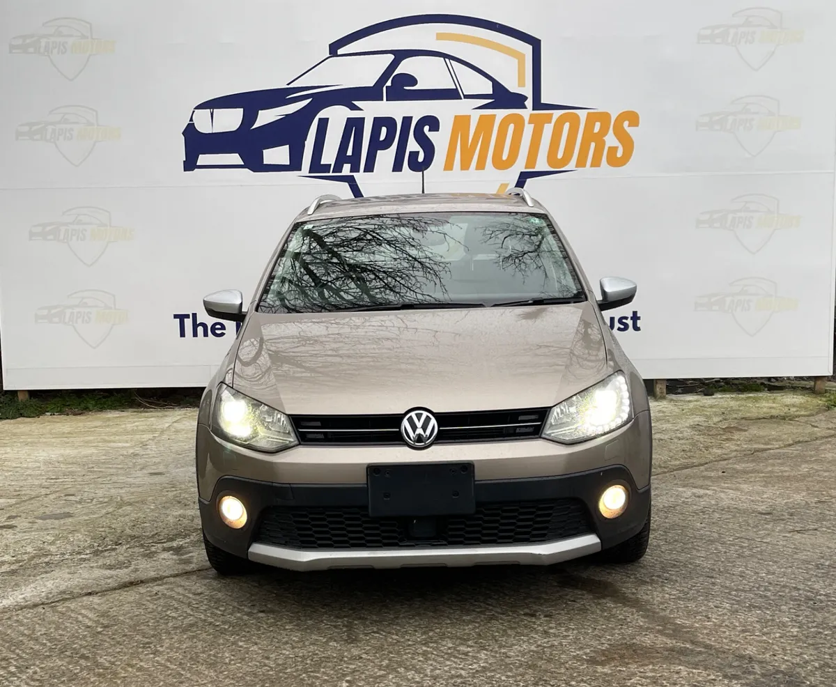 VW Polo cross 2014 1.2 tsi Highline Automatic-SN06 - Image 5